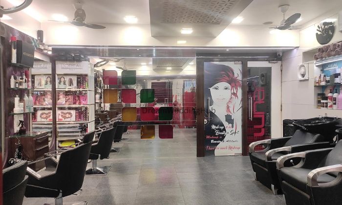 Lunar Beauty Parlour